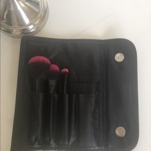 Breast Cancer brush set. Travel set. NWT